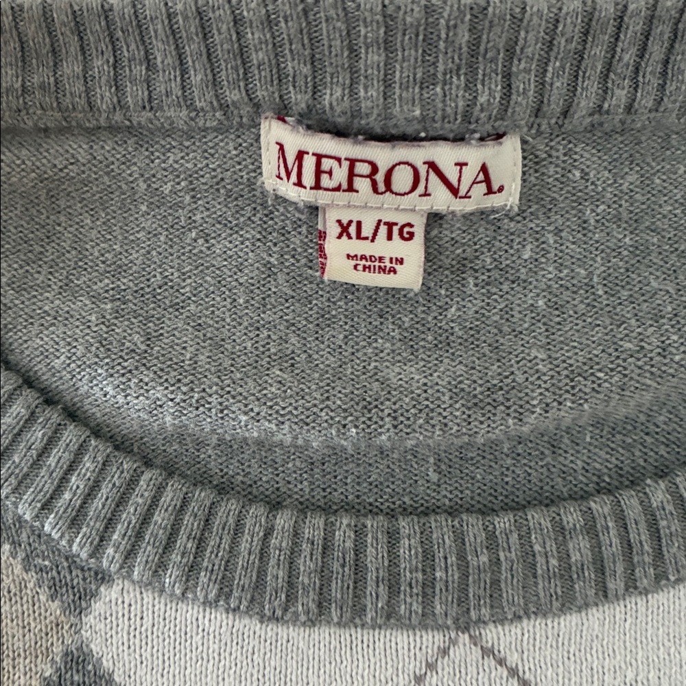 11:01 - 3/$25 Bundle Only Merona Argyle Sweater - Picture 6 of 13